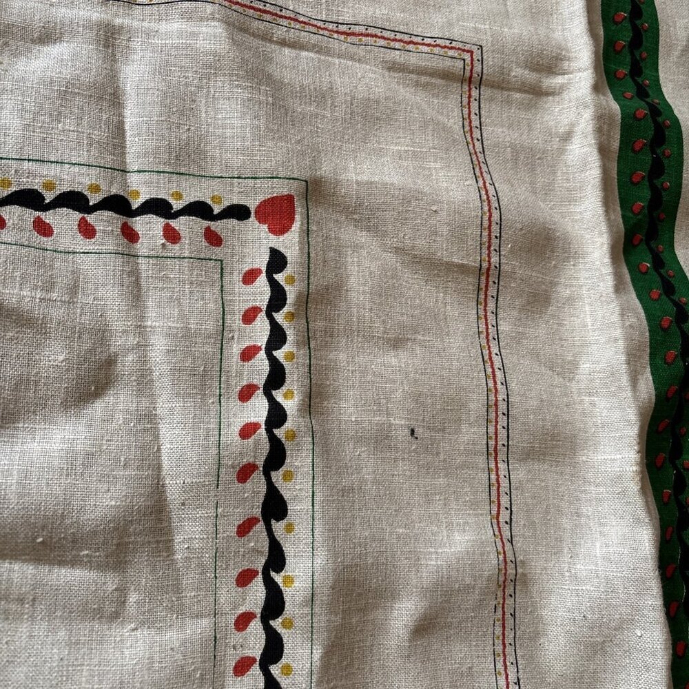 vintage pennsylvania Dutch Tablecloth Linen Size 68 X 50 Festive Green & Beige - Picture 7 of 7